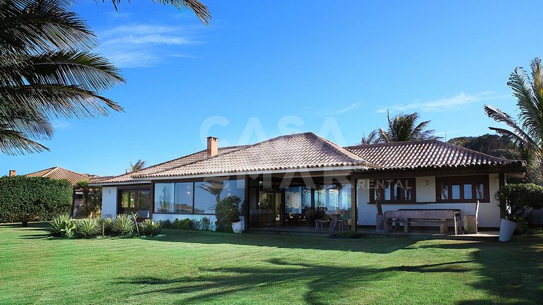 Casa frente mar, seis suítes, pé na areia, praia rasa