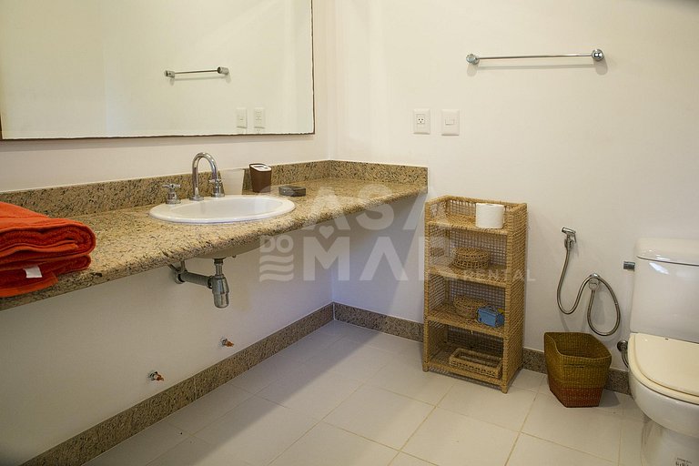 Casa frente mar, seis suítes, pé na areia, praia rasa