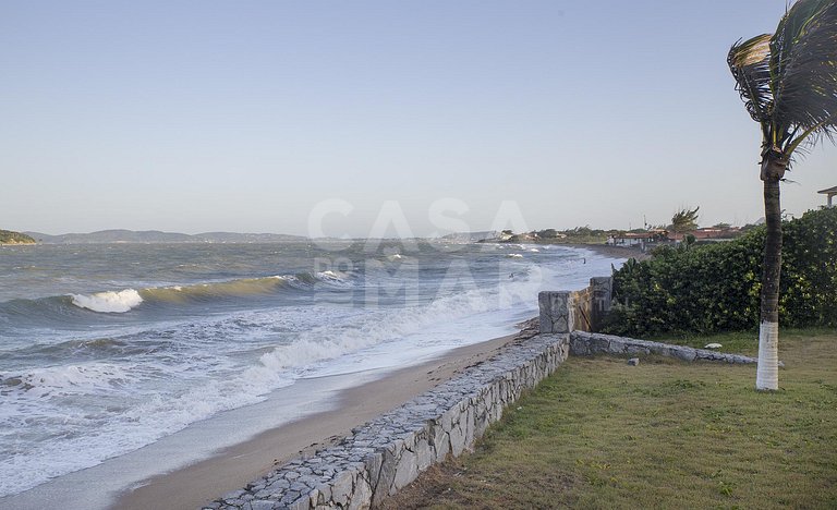 Casa frente mar, seis suítes, pé na areia, praia rasa