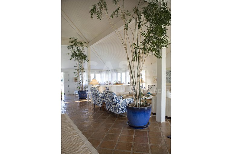 Casa espetacular com nove suítes, e infraestrutura completa