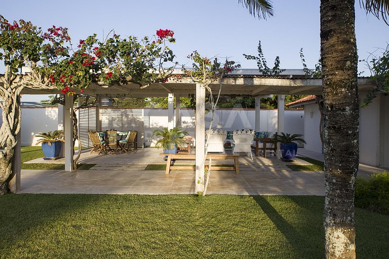 Casa espetacular com nove suítes, e infraestrutura completa