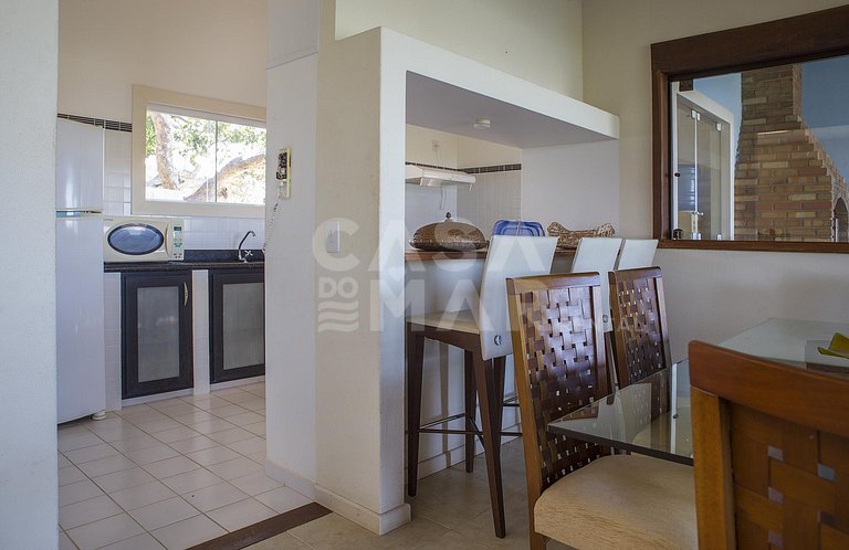 Beautiful house with 6 bedrooms, located in Ferradura