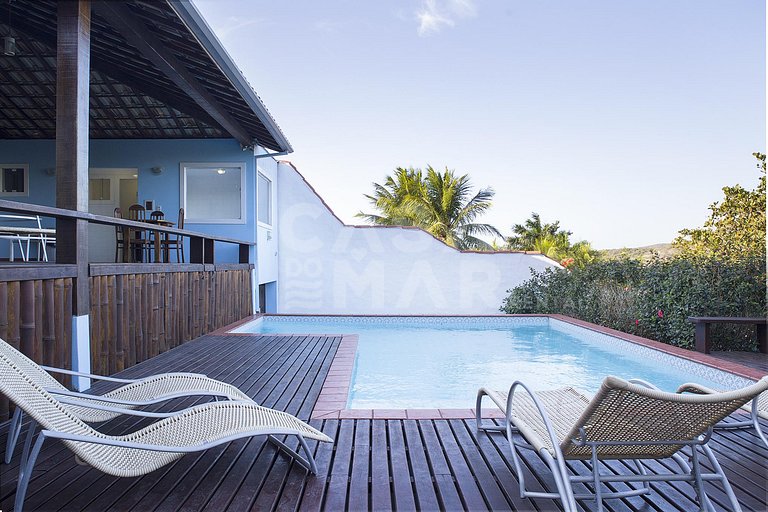 Linda casa com 6 quartos, localizada na Ferradura
