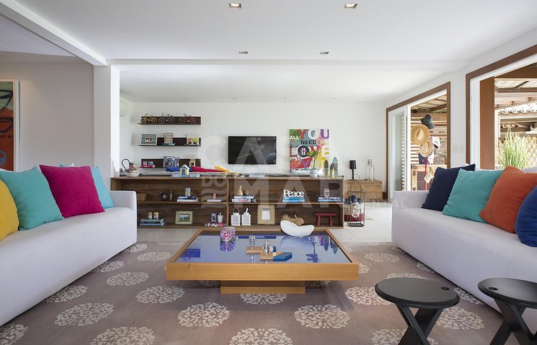 Beautiful house in condominium, standing on the sand of Mang