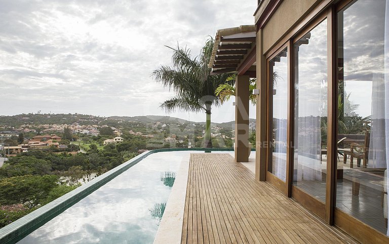 Espetacular casa com cinco suítes, com vista privilegiada pa