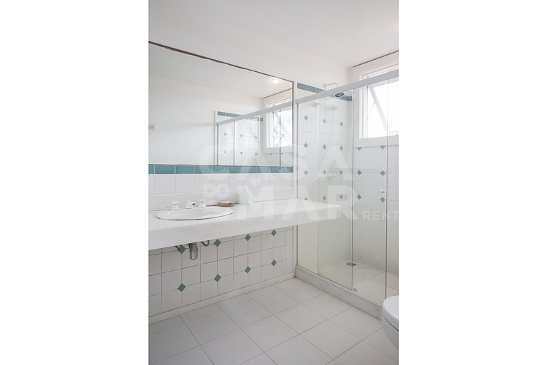 Beautiful house with four suites in Condomínio das Velas, lo