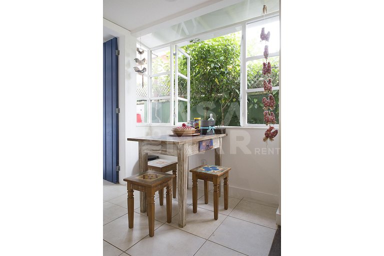 Beautiful house with four suites in Condomínio das Velas, lo