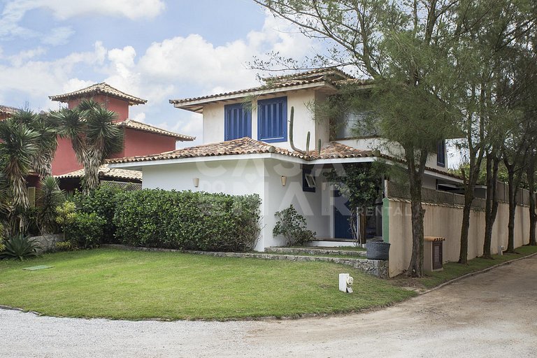 casa com quatro suítes, condomínio, frente mar, piscina