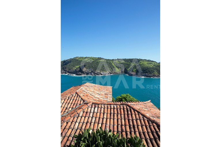 Beautiful house, on the coast of Ferradura, with spectacular