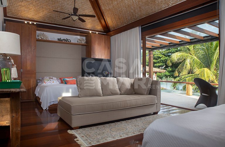 Villa, 9 suítes, pé na areia, praia da ferradura, Ferradura