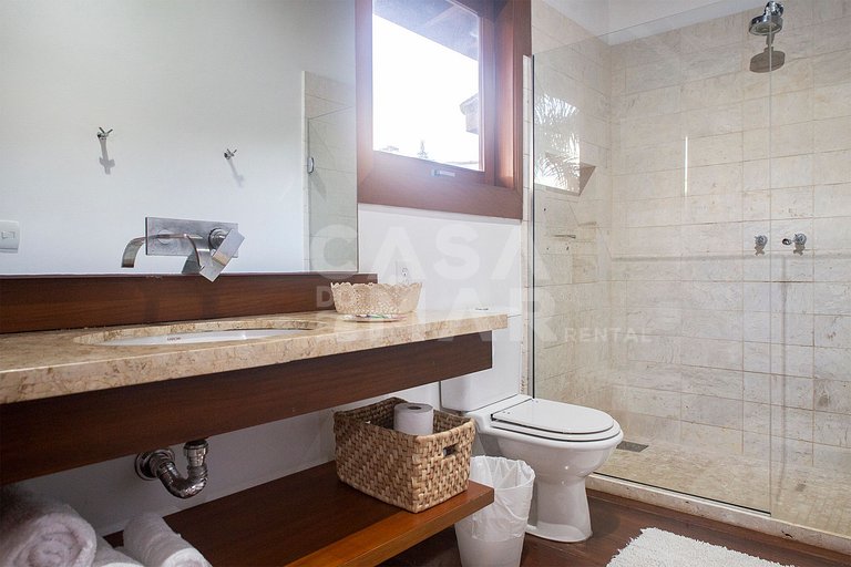 Villa, 9 suítes, pé na areia, praia da ferradura, Ferradura