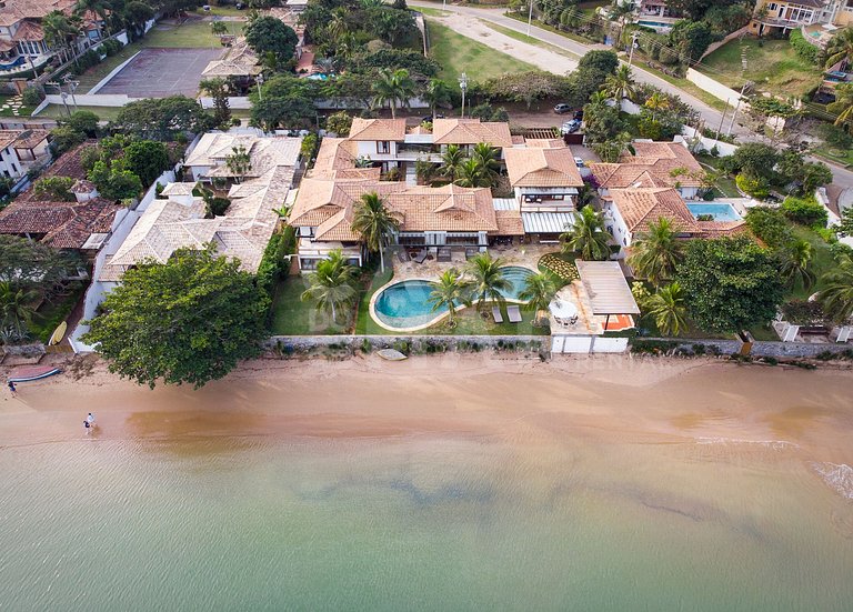 Villa, 9 suítes, pé na areia, praia da ferradura, Ferradura