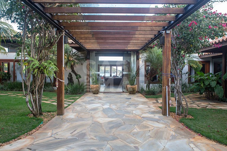 Villa, 9 suítes, pé na areia, praia da ferradura, Ferradura