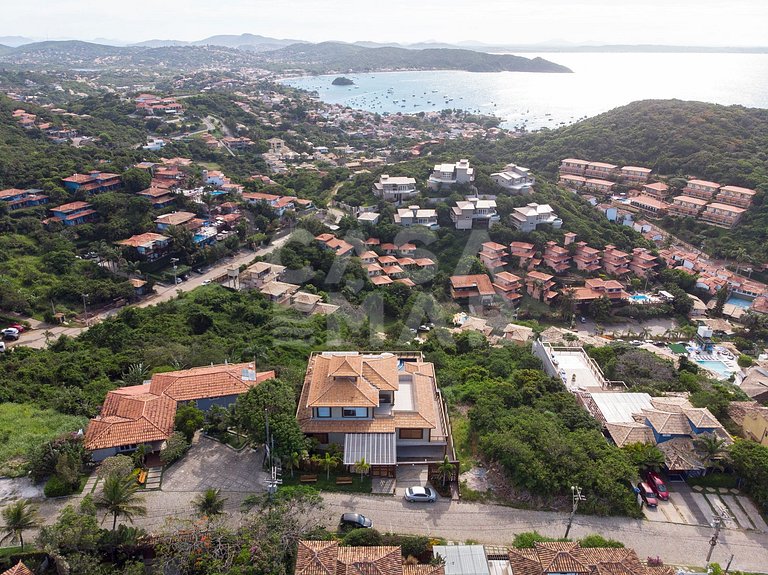 Beautiful villa with nine suites, with paradisiacal views an