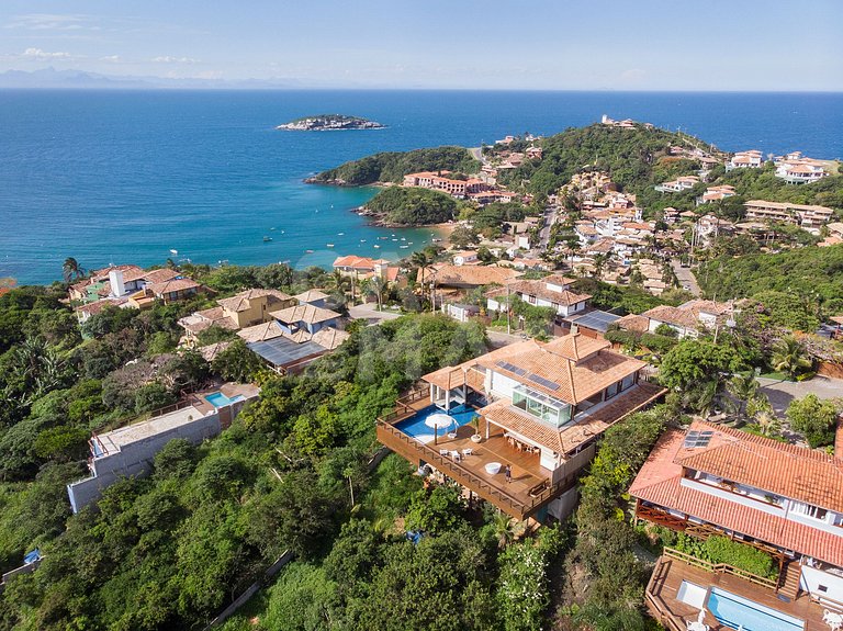 Beautiful villa with nine suites, with paradisiacal views an