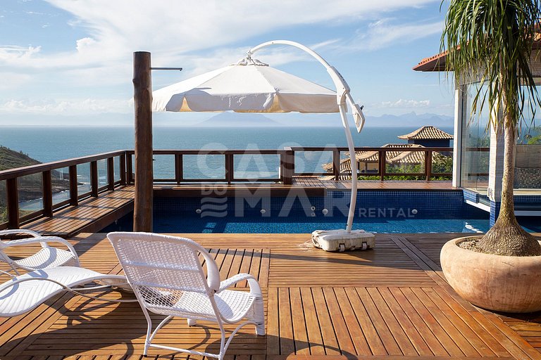 Beautiful villa with nine suites, with paradisiacal views an