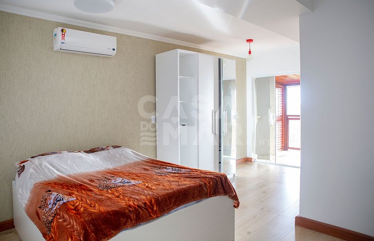 Beautiful villa with nine suites, with paradisiacal views an