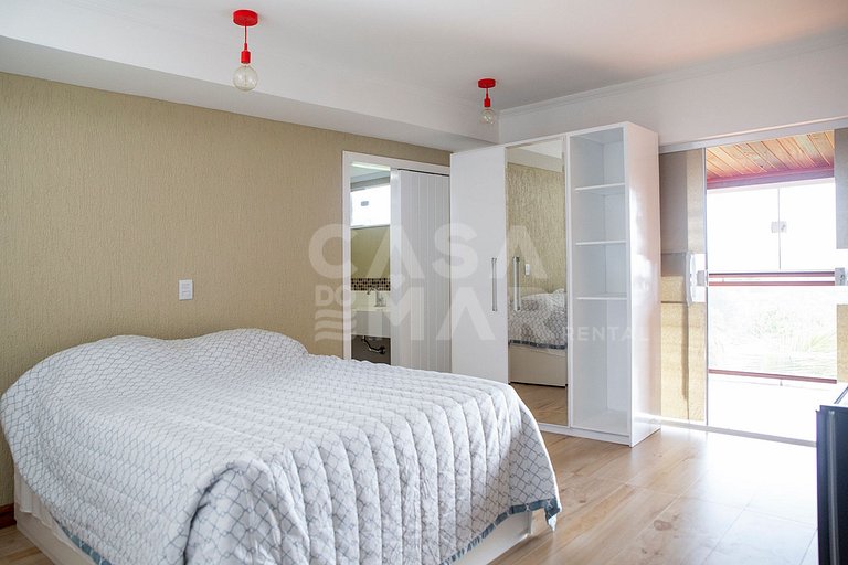 Beautiful villa with nine suites, with paradisiacal views an