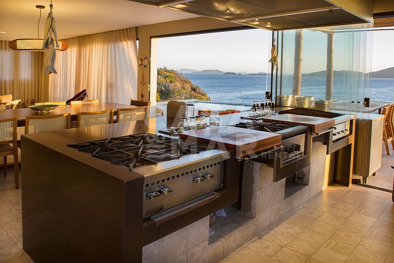 Beautiful house with one of the most beautiful views in Búzi