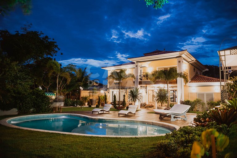 linda casa na Ferradura