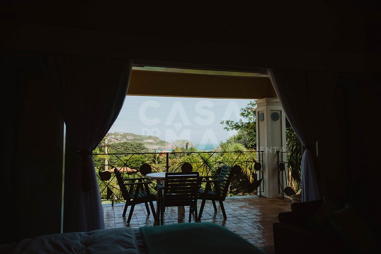 Beautiful Villa with six suites, a few meters from Praia da