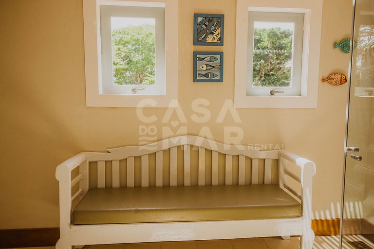 Beautiful Villa with six suites, a few meters from Praia da
