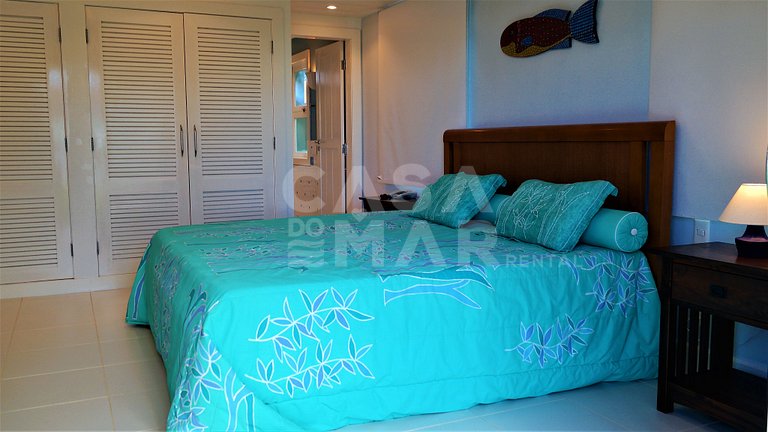 Casa de frente pro mar com 9 suítes