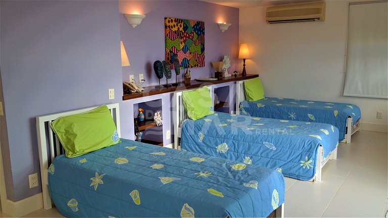 Casa de frente pro mar com 9 suítes