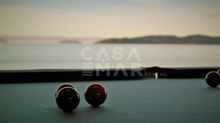 Casa de frente pro mar com 9 suítes