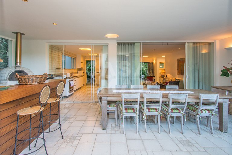 Six-bedroom villa with private beach