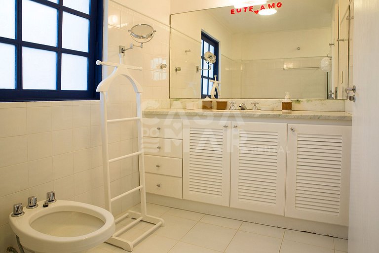 Beautiful Villa with twelve suites, standing on the sand of