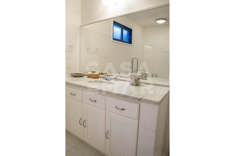 Beautiful Villa with twelve suites, standing on the sand of