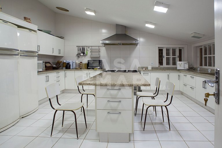 Beautiful Villa with twelve suites, standing on the sand of