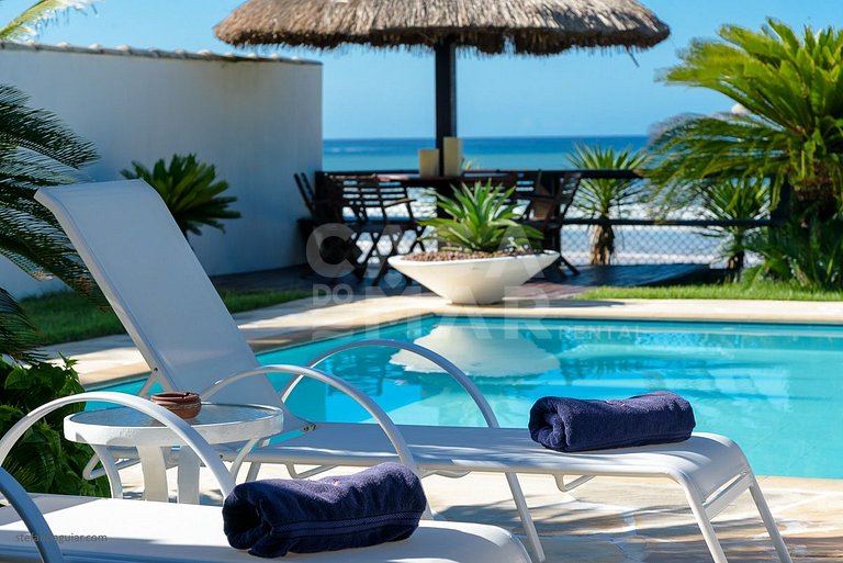 Beautiful Villa with five suites, standing on the sand of Ge