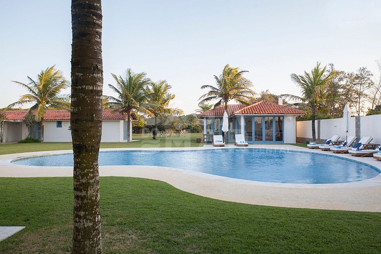 Casa espetacular com nove suítes, e infraestrutura completa