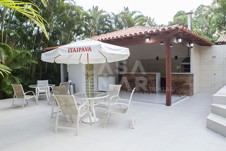 Casa com seis suítes, Geribá, em condomínio frente mar