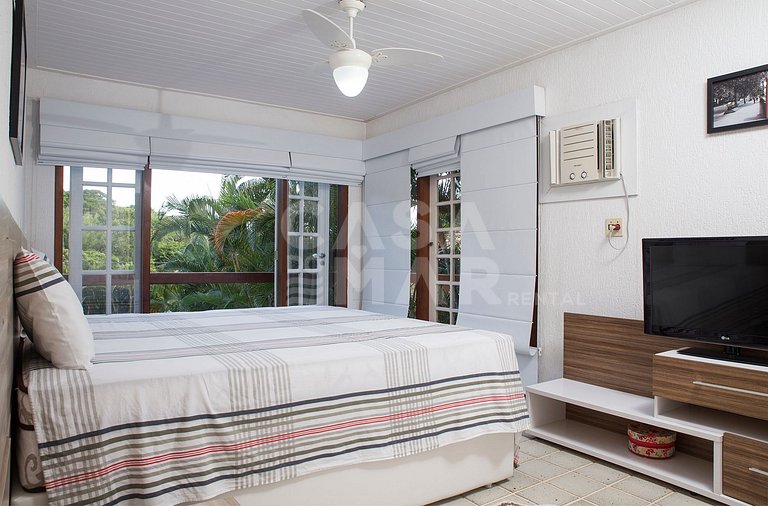 Casa com seis suítes, Geribá, em condomínio frente mar
