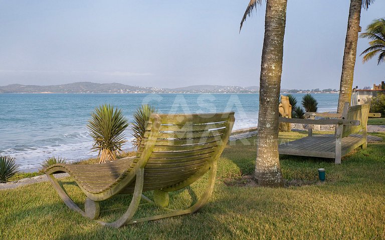 Mansão, estilo balinês, sete suítes, pé na areia, praia rasa