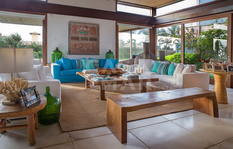 Beautiful house with seven suites, panoramic view of the bea