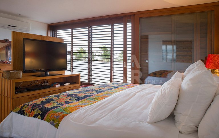 Beautiful house with seven suites, panoramic view of the bea