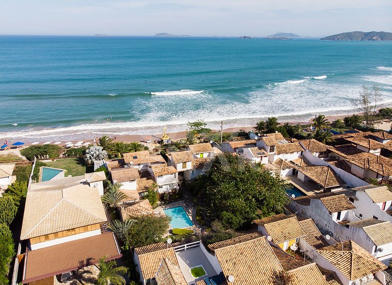 Geribá, pé na areia, frente mar, tres quartos, condomínio
