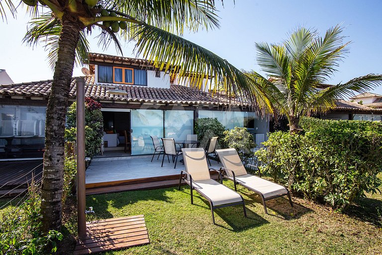 Geribá, pé na areia, frente mar, tres quartos, condomínio