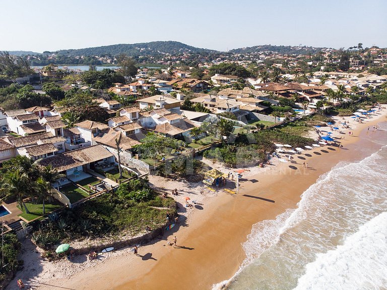 Geribá, pé na areia, frente mar, tres quartos, condomínio