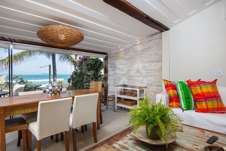 Beautiful house with two suites and a bedroom, facing Geribá