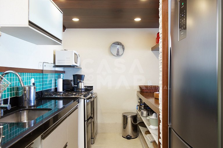 Beautiful house with two suites and a bedroom, facing Geribá