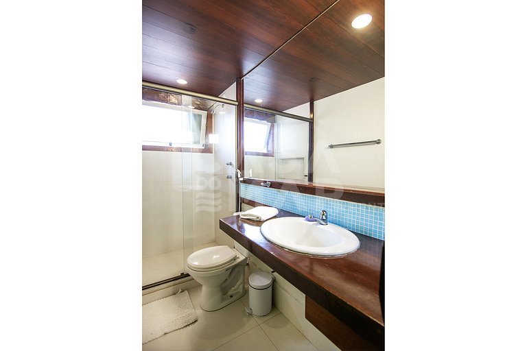 Beautiful house with two suites and a bedroom, facing Geribá