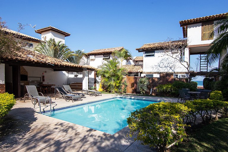 Beautiful house with two suites and a bedroom, facing Geribá