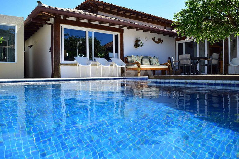 casa com cinco suítes, vista para praia, Manguinhos búzios