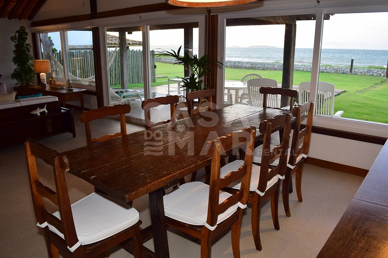 casa com cinco suítes, vista para praia, Manguinhos búzios
