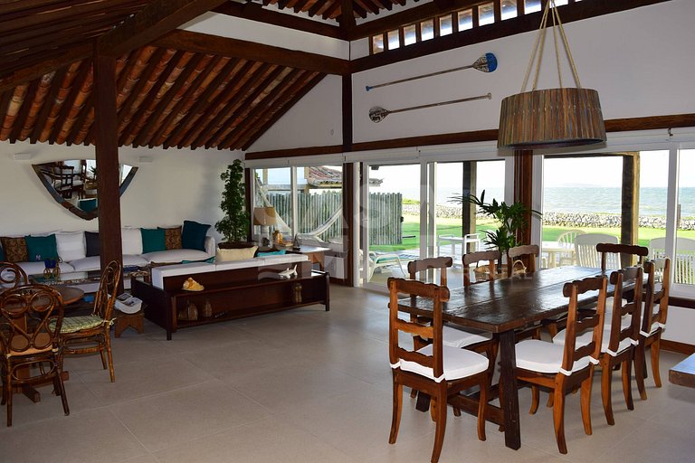 casa com cinco suítes, vista para praia, Manguinhos búzios
